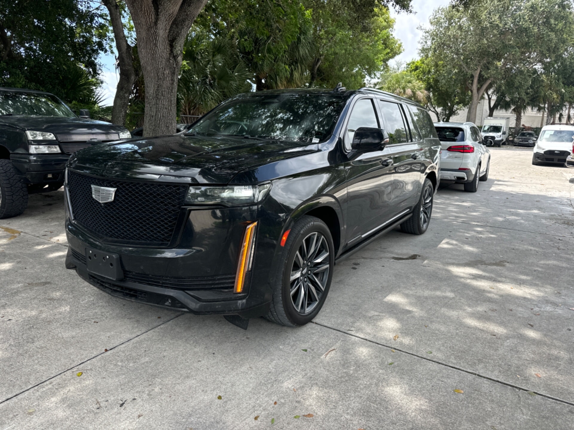 cadillac escalade esv 2021 1GYS3RKL3MR388008 image cadillac escalade esv 2021 1GYS3RKL3MR388008 image